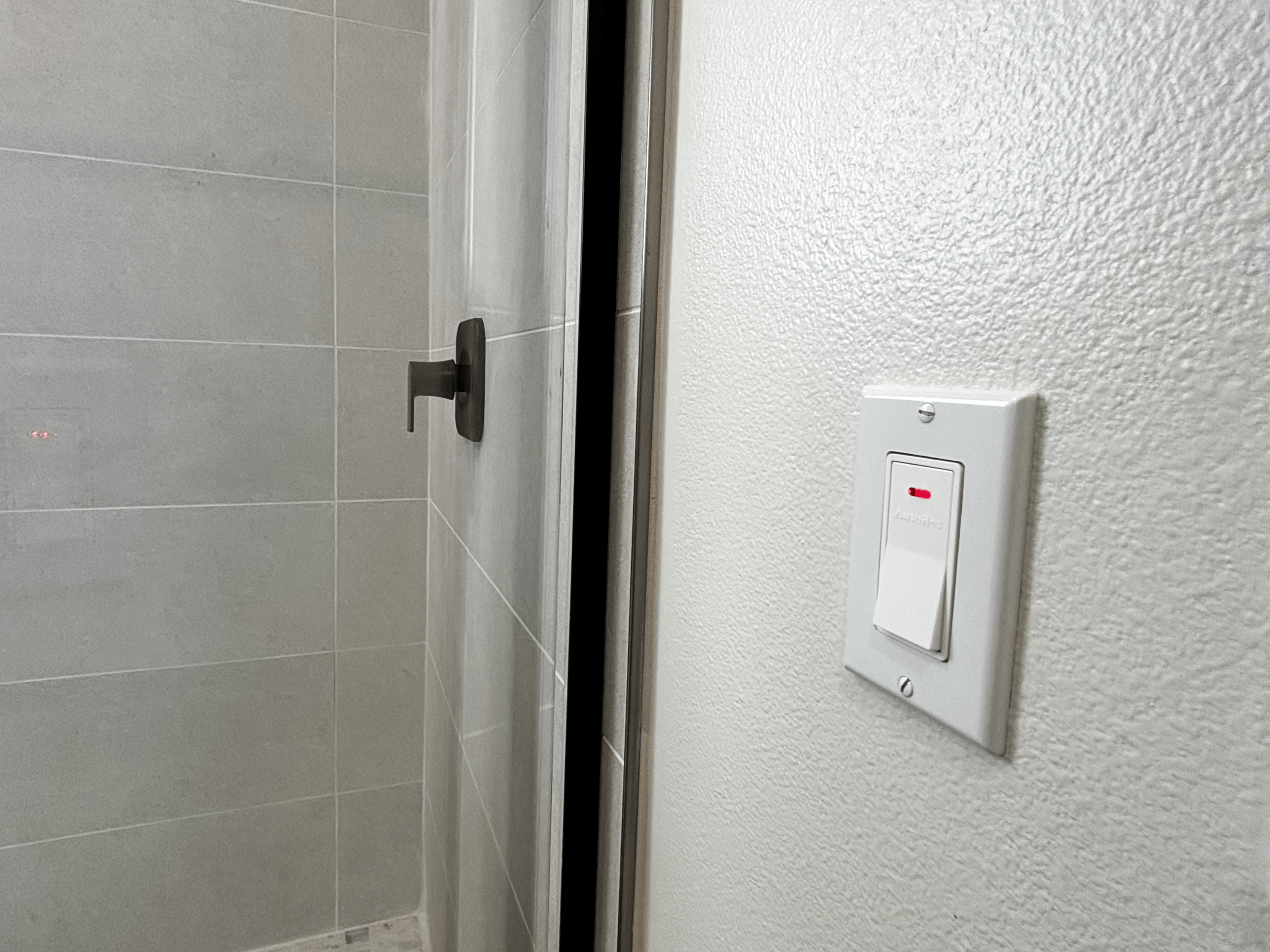 Hardwired | LED Lighted Rocker Switch | HR-S-17LED_Installation Picture in Master Bathroom